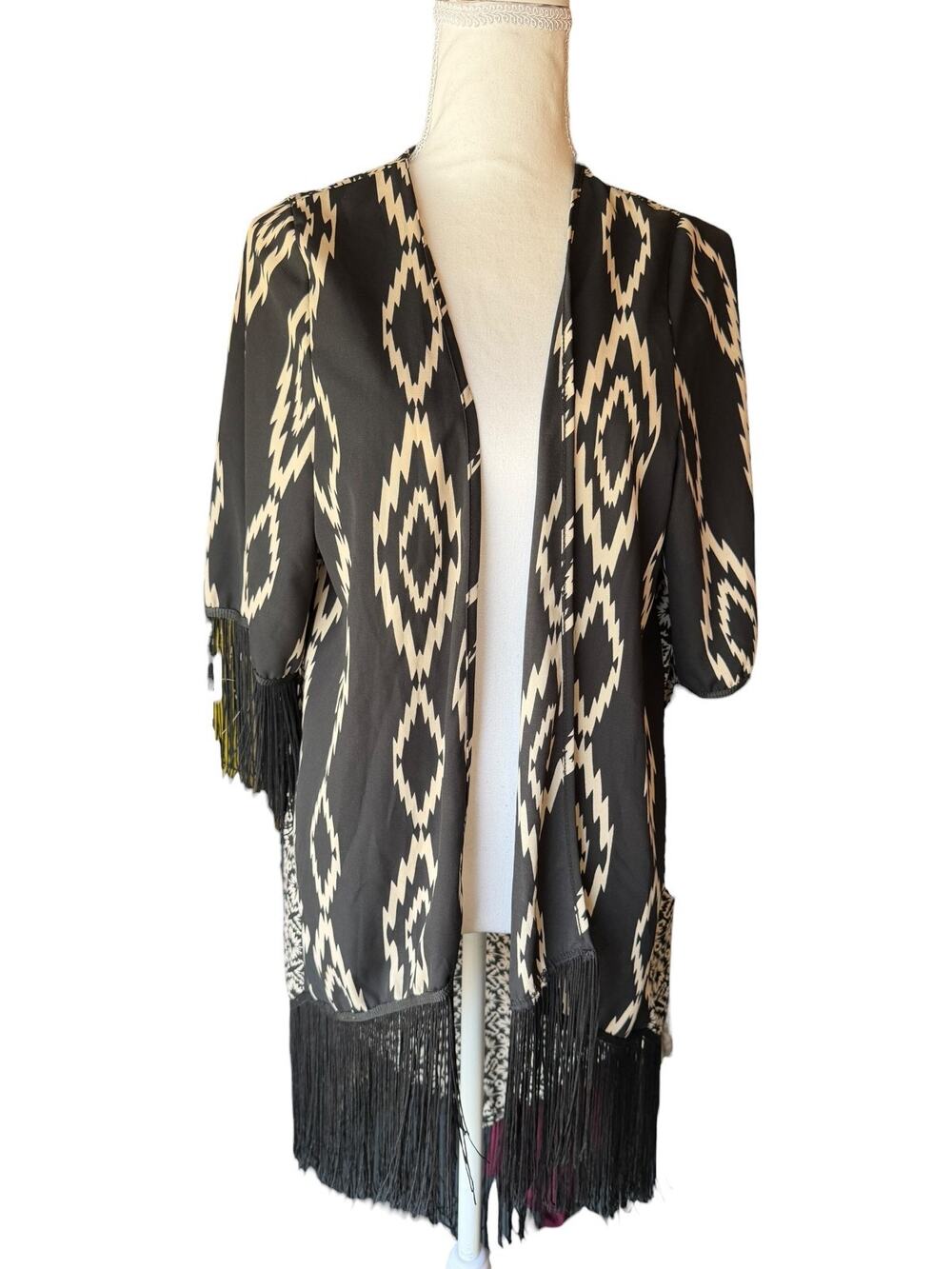 Rumors Women’s Vintage Kimono XL Black White Geometric Tassel Fringe